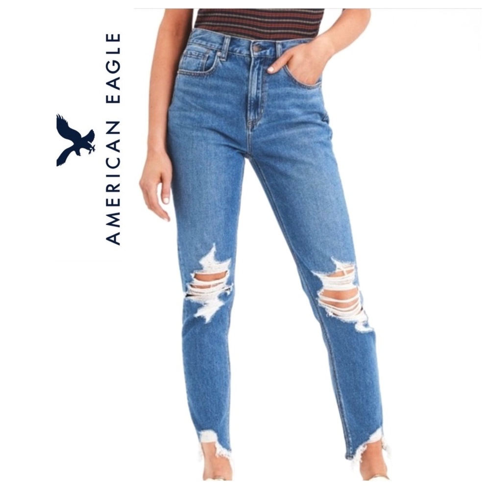 AE American Eagle Outfitters Distressed Mom Jeans 0
